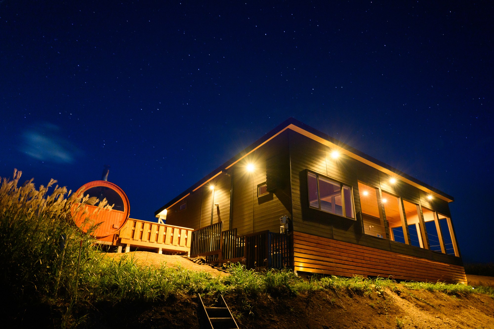 NOZOMI — the villa under a starlit sky